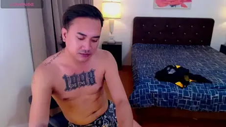 ExtraLarge_Ron webcam stripchat model stream image