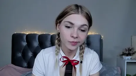 Blondy_Fina webcam stripchat model stream image
