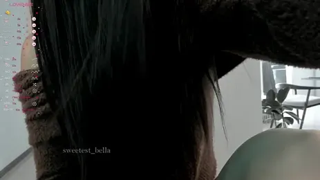 Immagine dello stream di sweetest_bella su stripchat