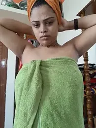 Pinky-2 webcam stripchat model stream image